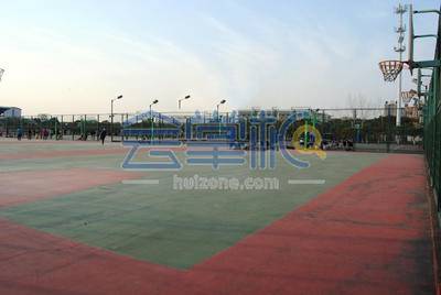 上海外国语大学松江校区室外篮球场基础图库11